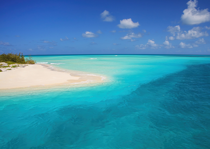 ウベア島のビーチ