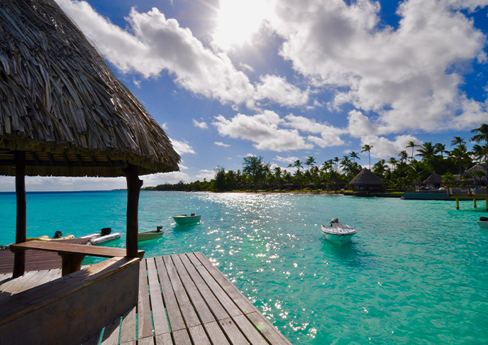 水上バンガロー