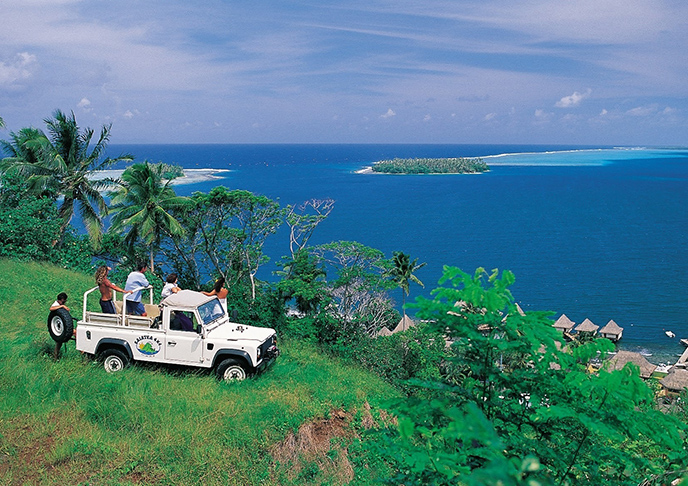 ボラボラ島での4WDサファリ