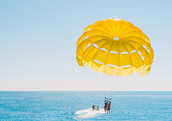 パラセーリング