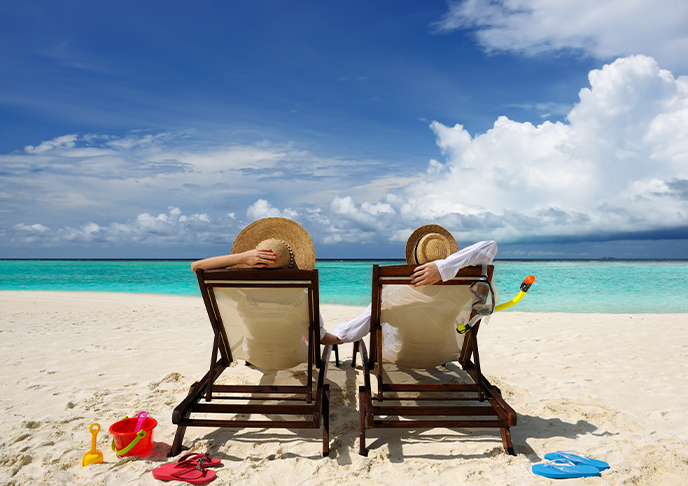 ビーチにいるカップル