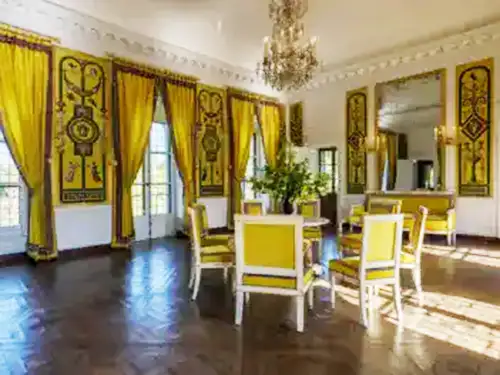 「王妃の家」内部<br>&copy;Château de Versailles, T. Garnier