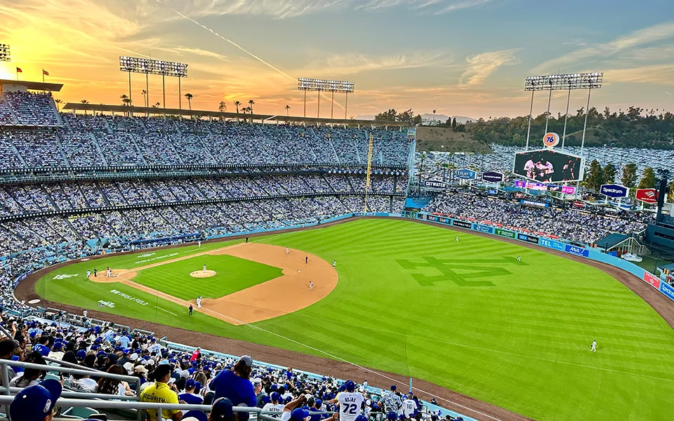 MLB™ロサンゼルス・ドジャース™観戦チケット付きツアー2026【JTB】