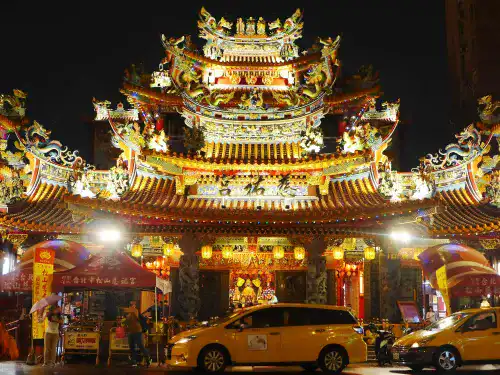 夜の松山慈祐宮