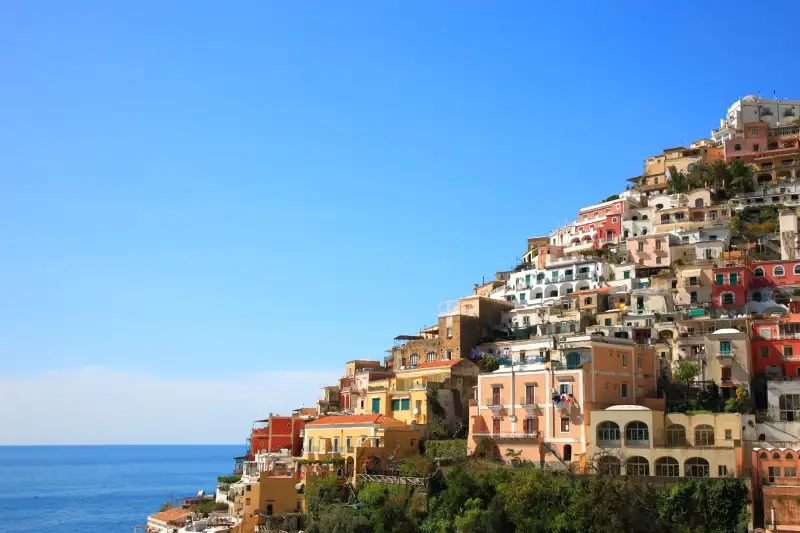 アマルフィ海岸のカラフルな街並み