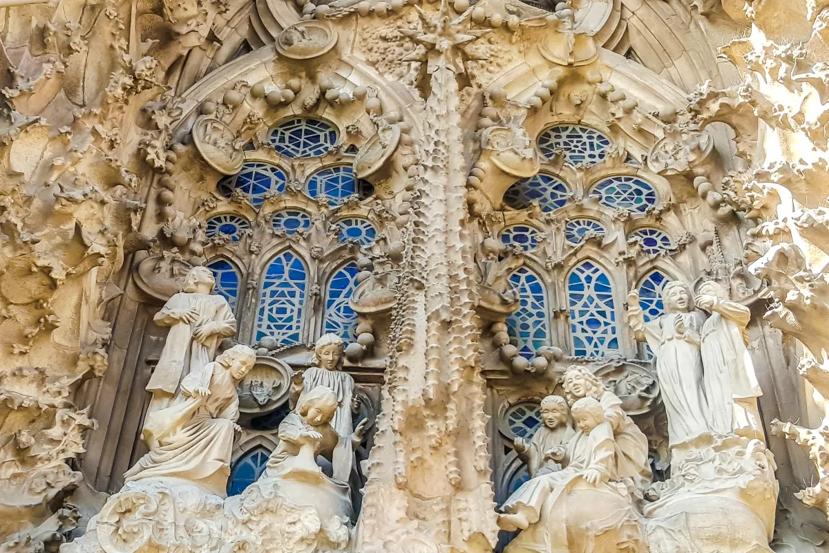 生誕のファサード