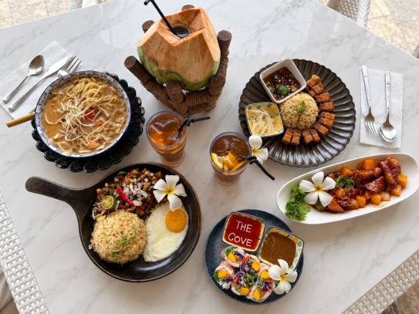 海が目の前!マクタン島の絶景レストラン「The Cove Beach Resto」