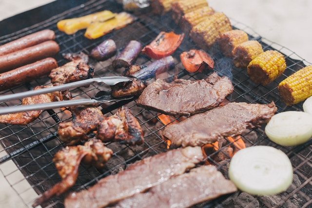 パラオでBBQランチが食べられるのはこのOPだけ!