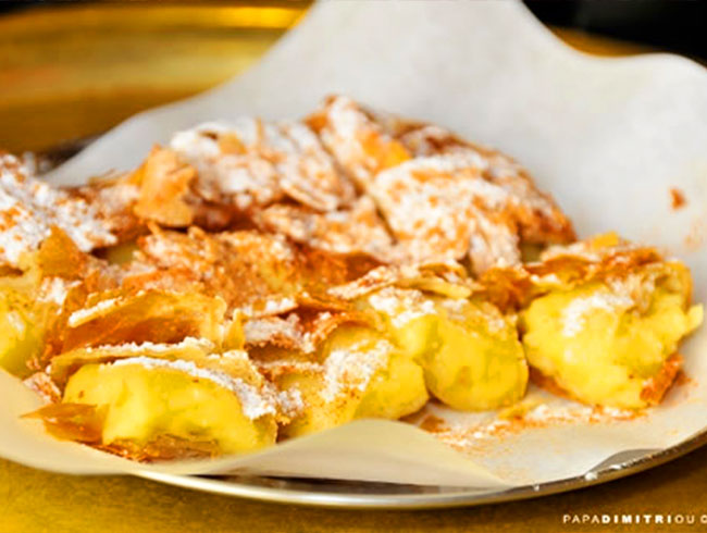 ご当地グルメをつまみ食い！アテネ下町散策体験（よりどり試食付き）