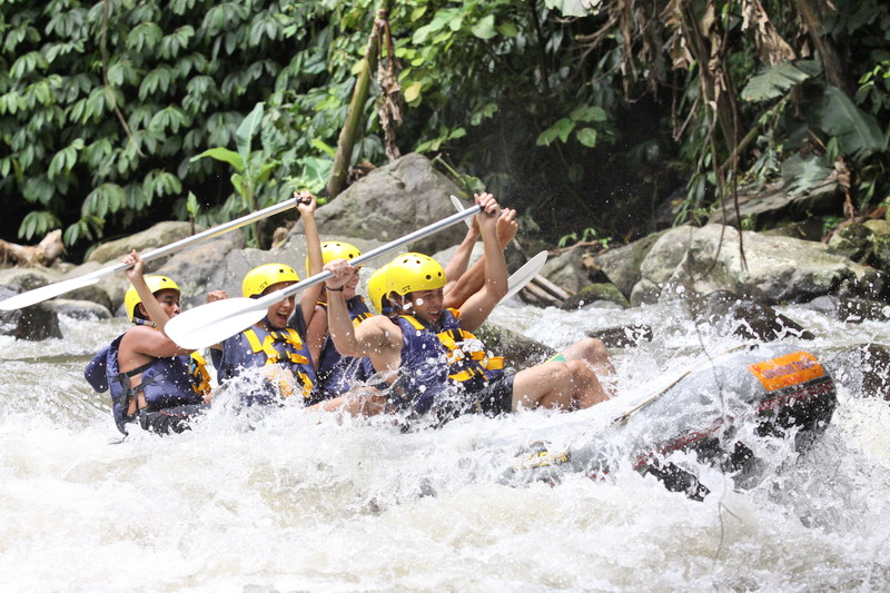 アユン川ラフティング