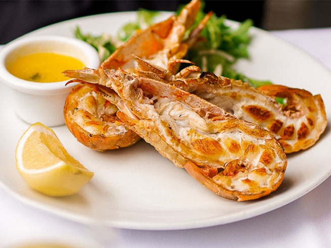 新鮮なシーフード料理を満喫