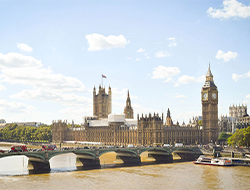 ロンドンのご滞在ホテルからの出発でとっても便利!