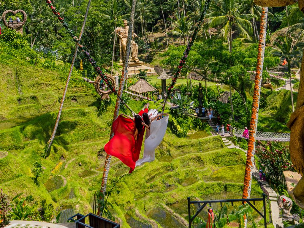 バリ島カーチャーターで行きたい場所へ思いのまま