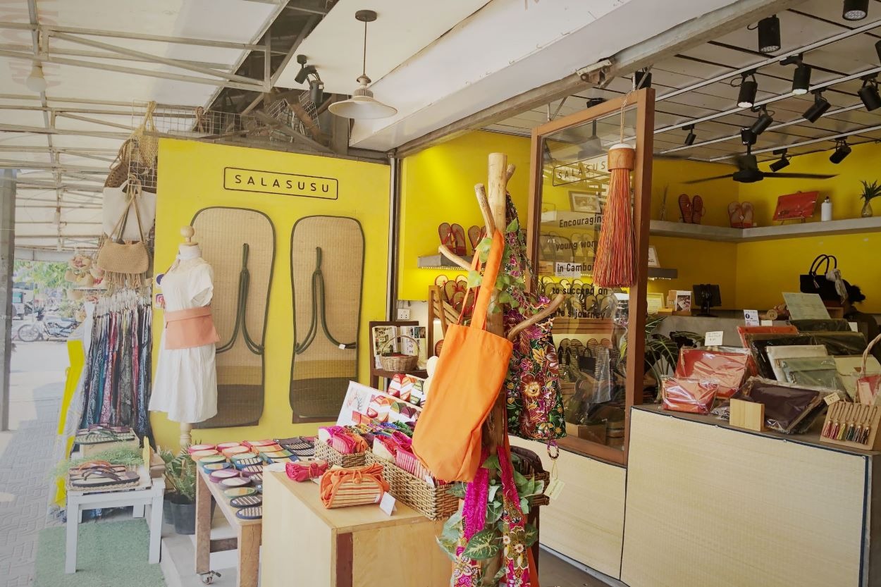 シェムリアップ ショッピング アウトレットのオプショナルツアー 現地ツアーを比較 格安予約 トラベルコ