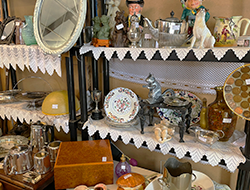 アンティークの宝庫