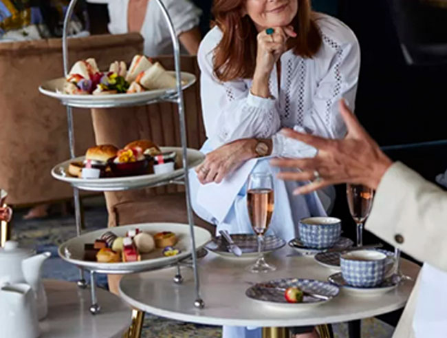 優雅な午後のひととき