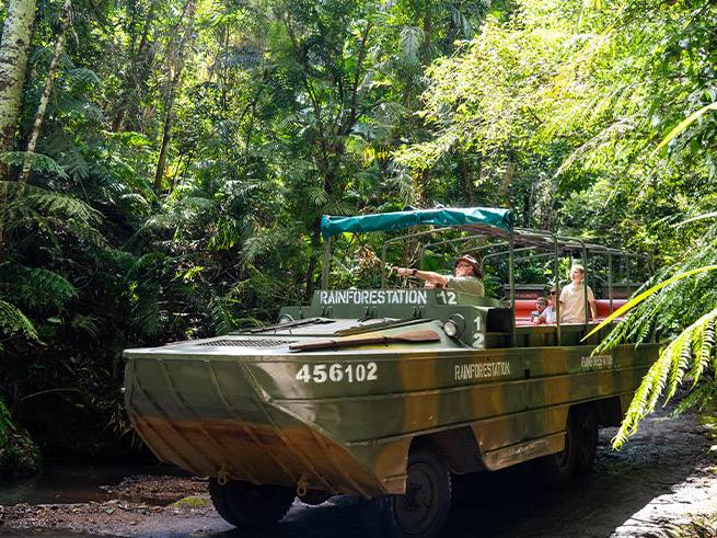 アーミーダック（Army Duck）ジャングルツアー