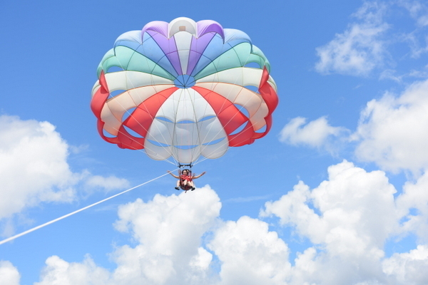 パラセーリング