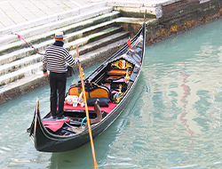 現地での乗船交渉不要!事前手配は日本語で安心!
