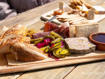 🧀シャルキュトリー盛り合わせ付き🍷