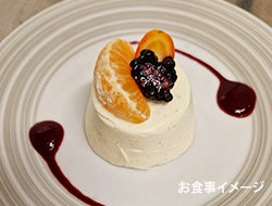 名物オムレツ、プレサレ(仔羊)料理を含めた3コース