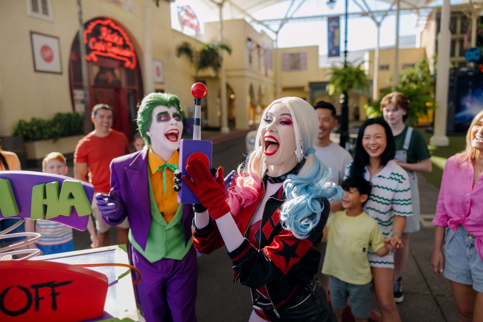 ハリウッド映画の世界を体験