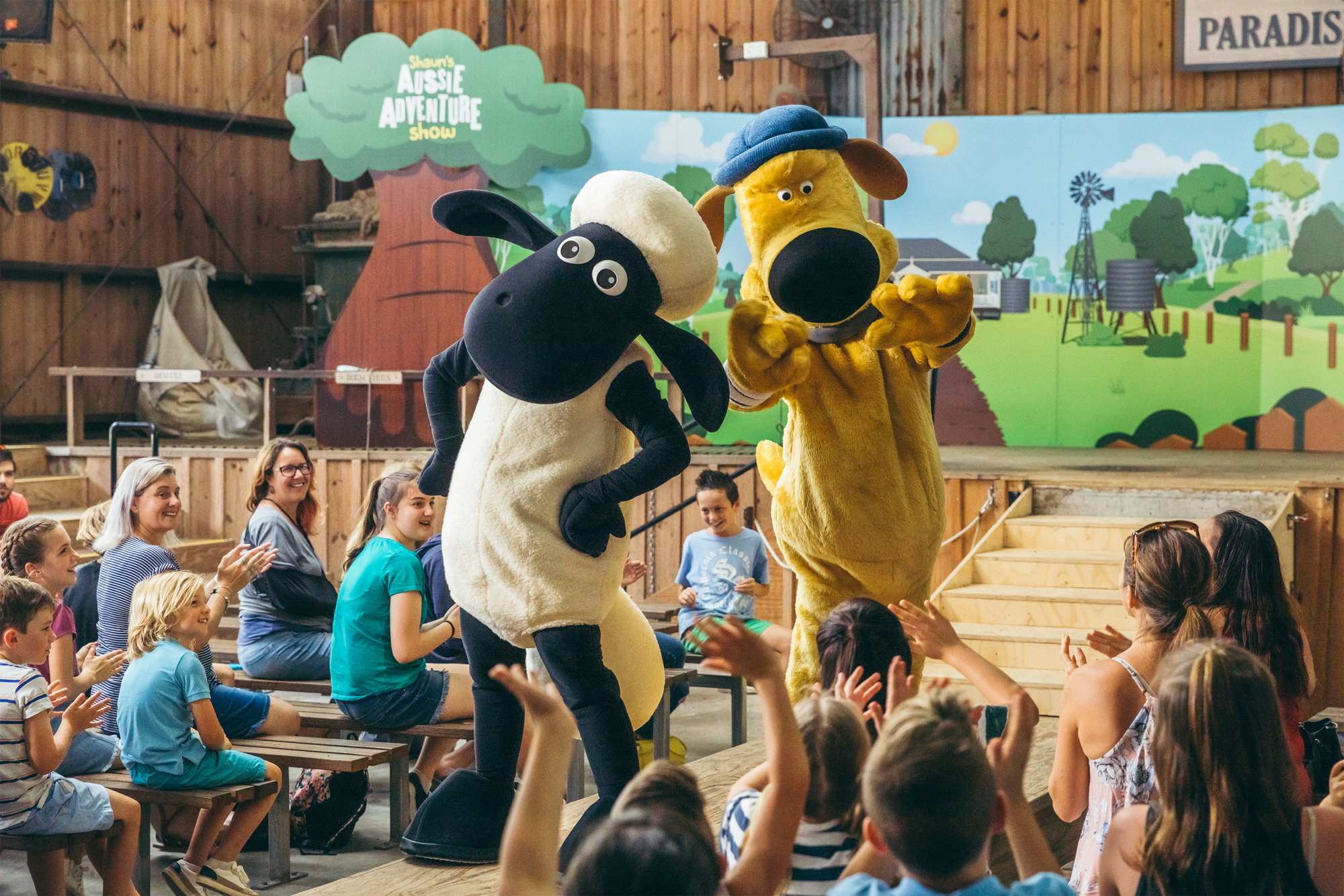 2つ以上のテーマパークに行くなら断然お得