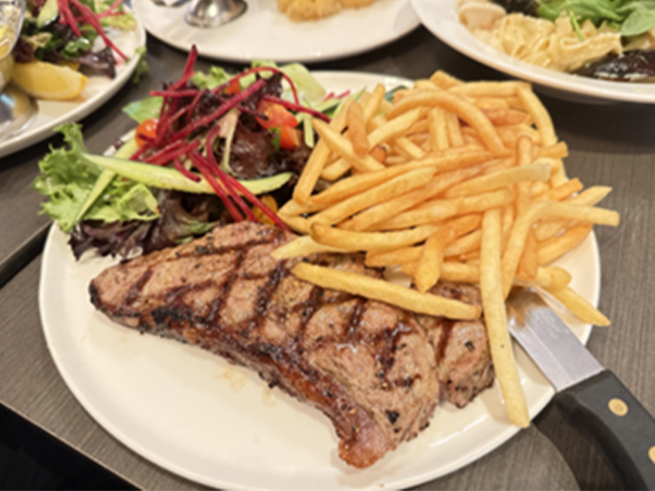 ディナー付きの夜の楽しみ