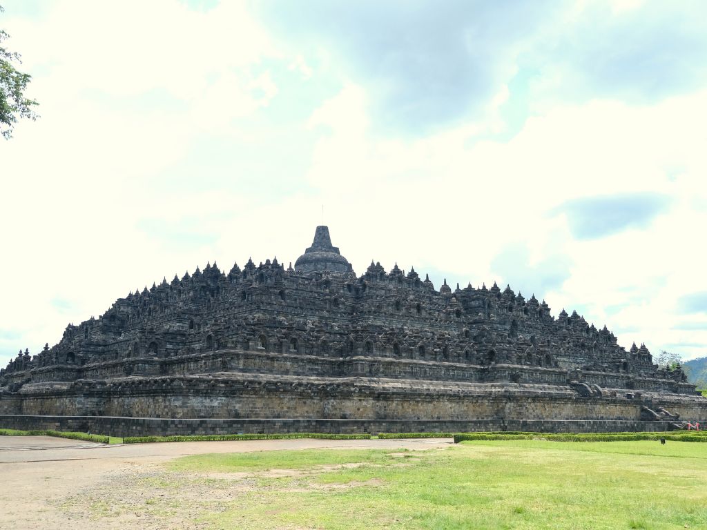 ボロブドゥール遺跡
