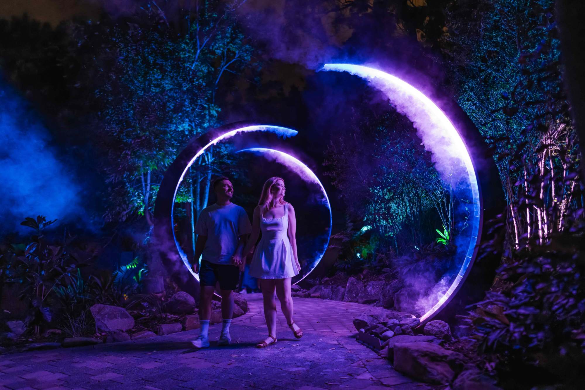 まるで星々の世界へ迷い込むような没入感