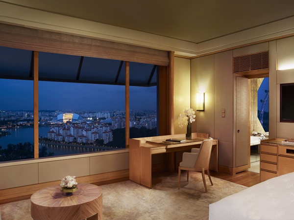 【ホテル】ザ リッツ カールトン ミレニア シンガポール（The Ritz-Carlton, Millenia Singapore）