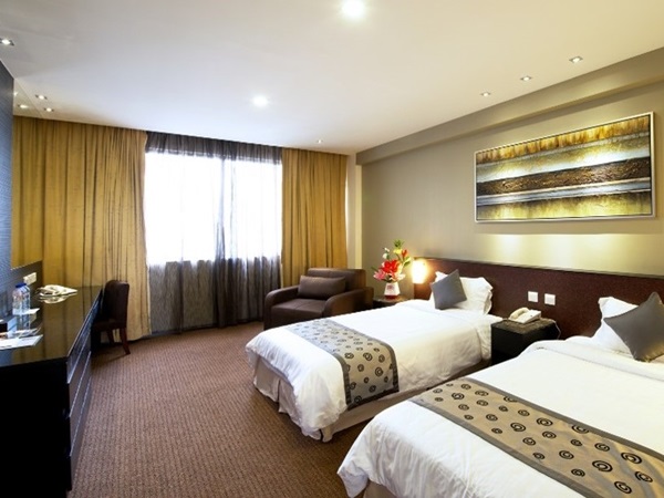 【ホテル】ホテル・ロイヤル (Hotel Royal)