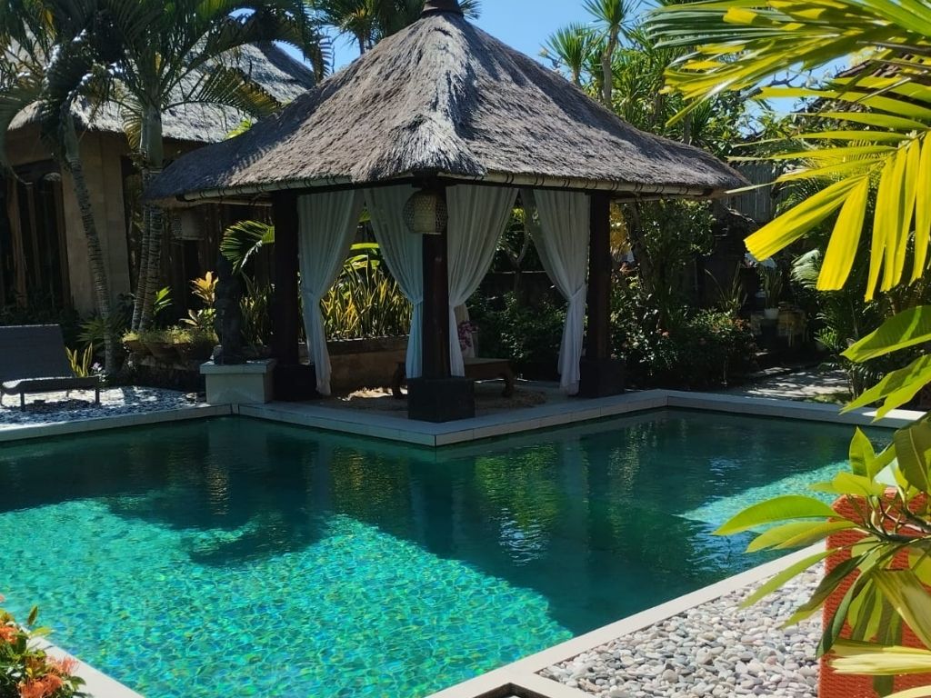 こちらでフローティングアフタヌーンティーを