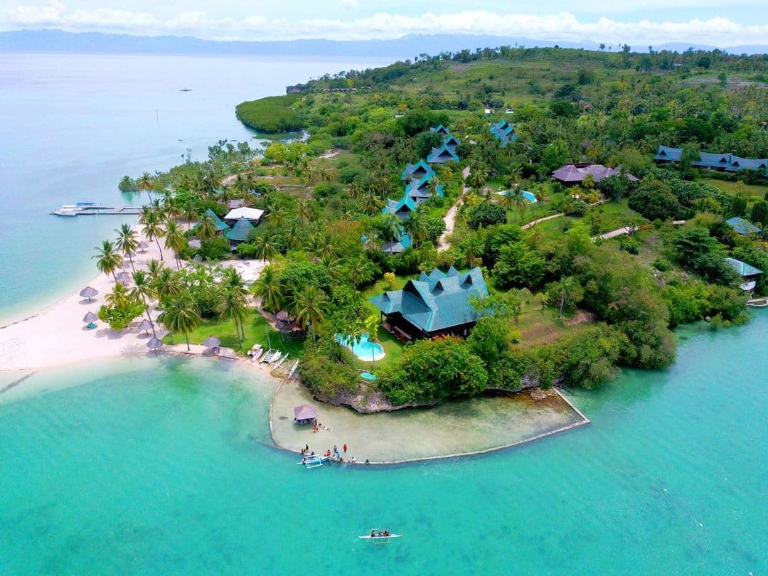 1島1リゾートの完全プライベート空間で静寂の楽園