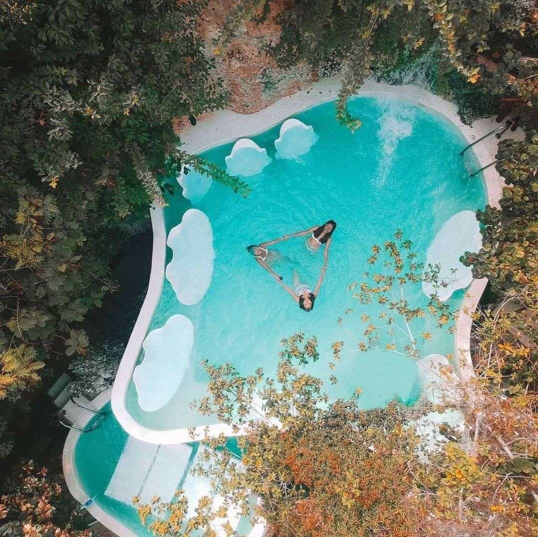 バディアン アイランド ウェルネス リゾート  メインプール