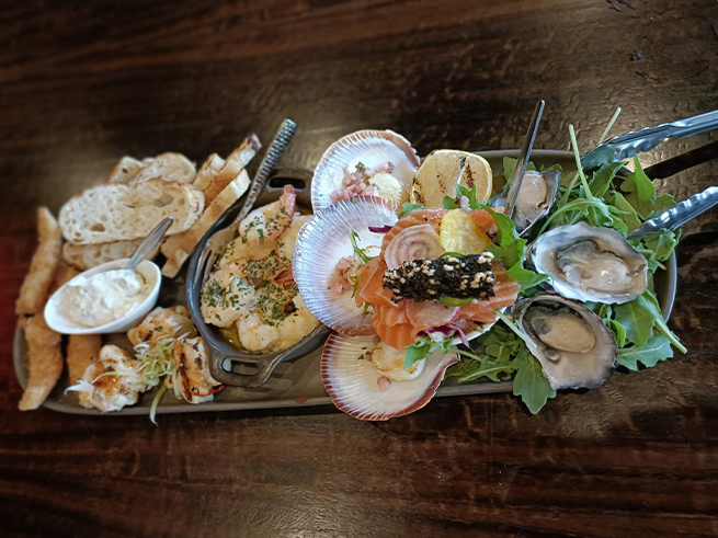 新鮮シーフードを味わえるディナー