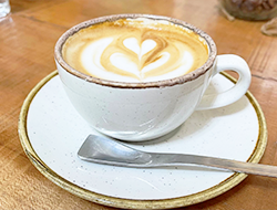 地元バールでコーヒー立ち飲みにチャレンジ！