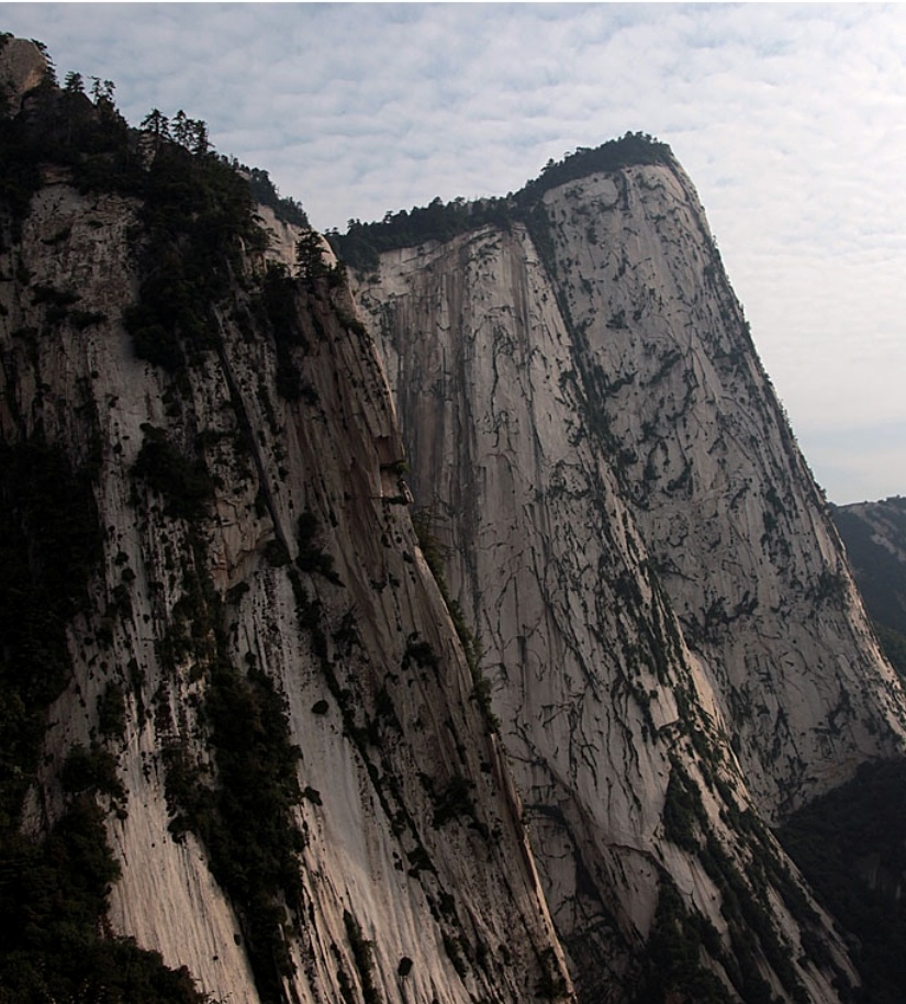 西安郊外観光（華山日帰り）　＜日本語ガイド/昼食無し＞