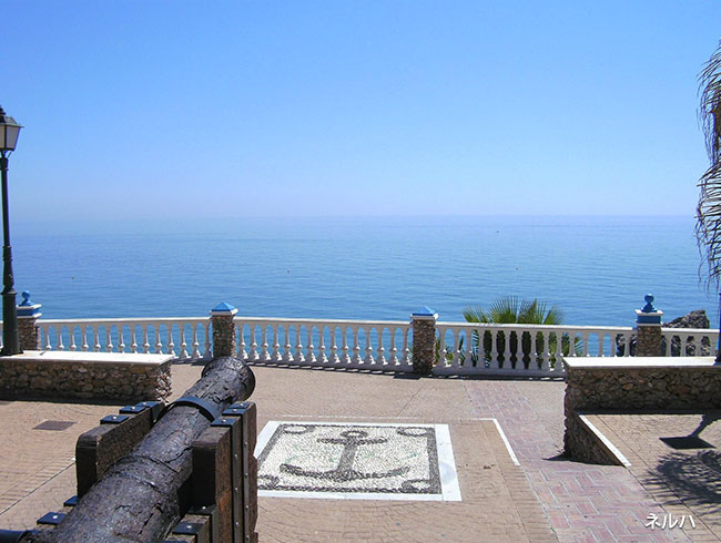 朝のご出発も、プライベートツアーだからご滞在ホテル発で安心！