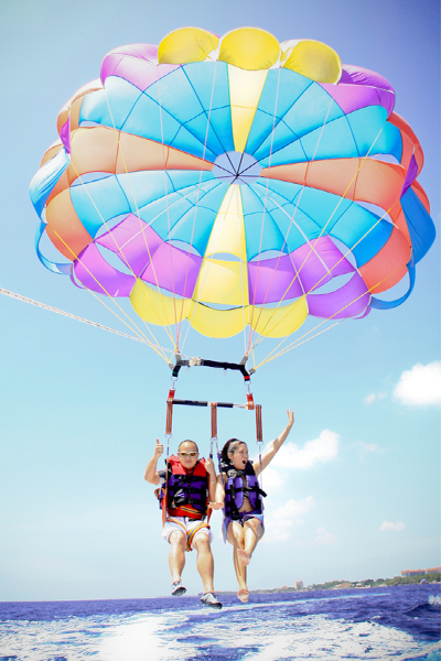 【マリンアクティビティ】セブ島で爽快ジェットスキー体験！＆大人気パラセーリングで空中散歩！＜ホテル往復送迎付き／免許不要／日本語対応＞ ～午前発・午後発から選択可能～