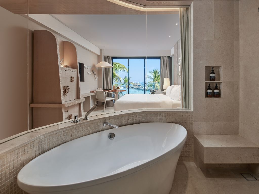 アヤナコモド ワエチチュビーチ  バスルーム