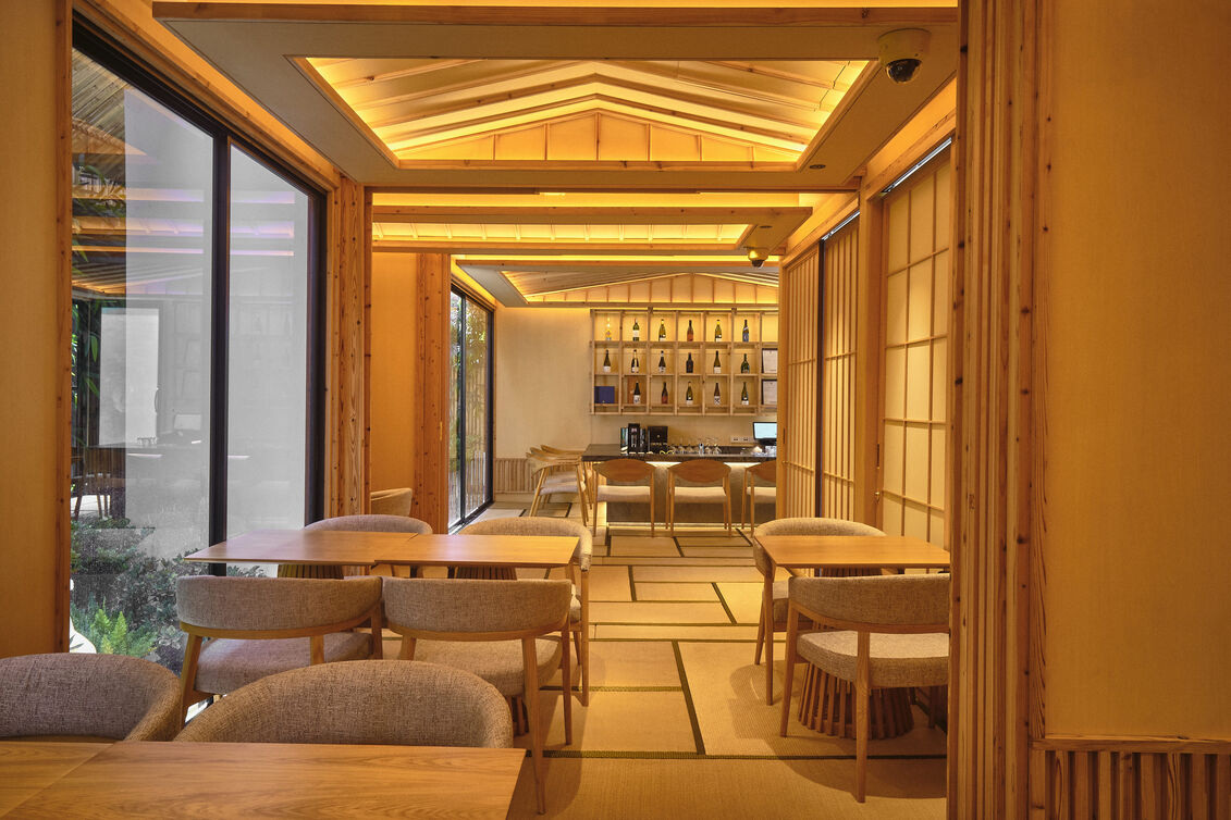 集合場所の専用ラウンジをご利用いただけます。