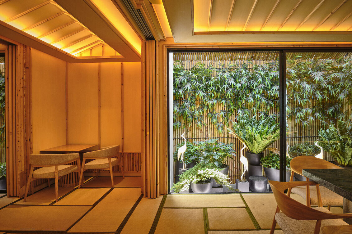 集合場所の専用ラウンジをご利用いただけます。