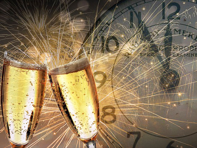 ウェルカムドリンク、年越しシャンパン付き！