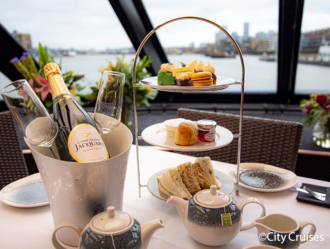 テムズ川アフタヌーンティークルーズのメニュー例1