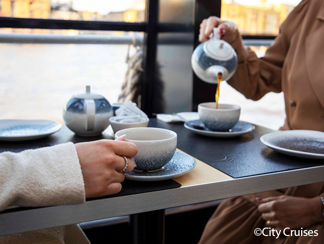 テムズ川アフタヌーンティークルーズのメニュー例2