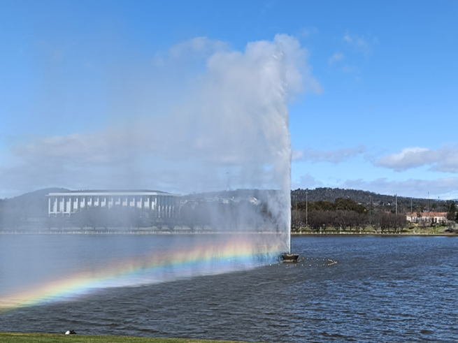 バリー・グリフィン湖で街の景観を堪能