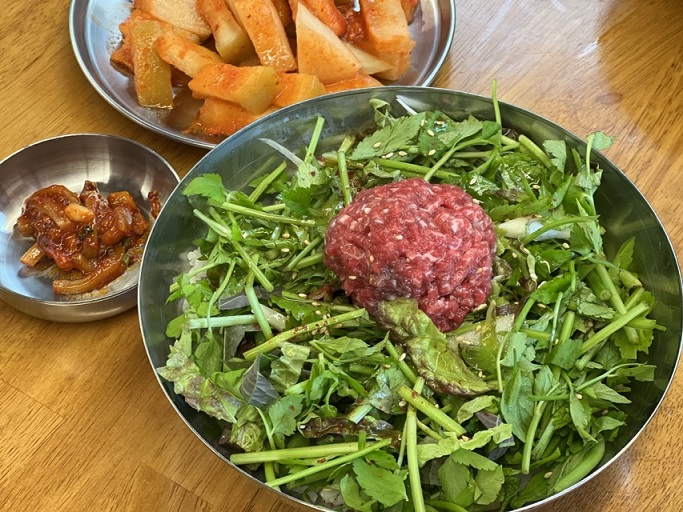 🍽️今話題の絶品グルメをご紹介！例えばこんなお店へご案内