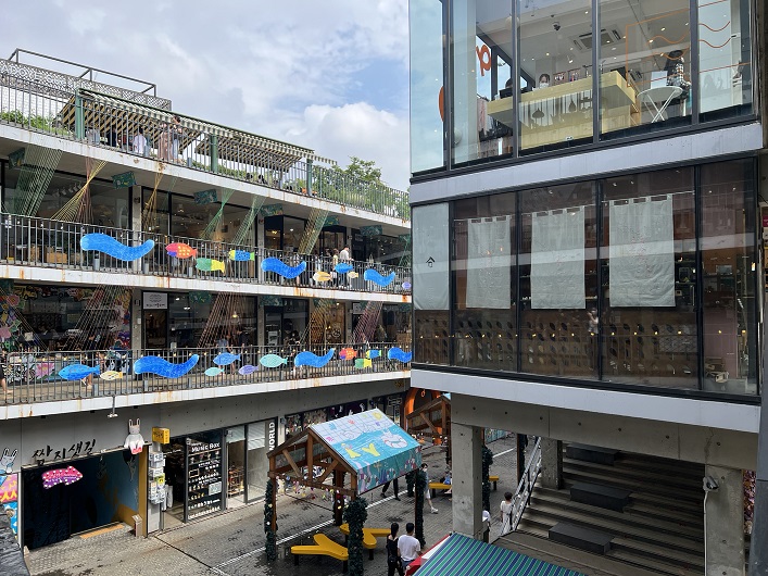  伝統工芸の街「仁寺洞」とレトロな雰囲気がおしゃれな「益善洞」