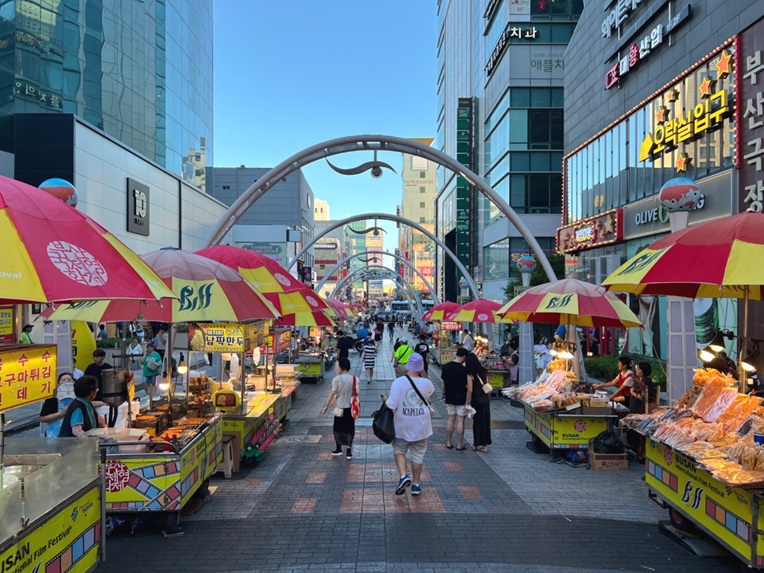BIFF広場